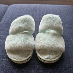Fluffy Mint Green Slippers